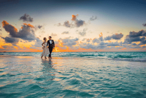 An Example of Wedding Photography SEO Image of Newlyweds